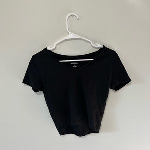 Wild Fable - Crop Top
Size: M
Color: Black